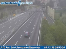 Immagine di anteprima della webcam Arenzano - Traffic A10 - KM 20,0