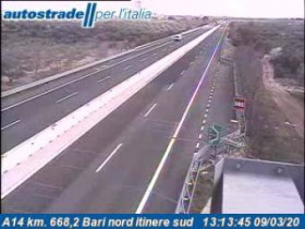 Immagine di anteprima della webcam Bitonto - A14 - KM 668,2