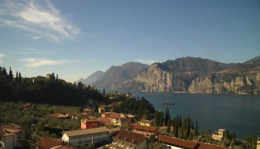 Immagine di anteprima della webcam Malcesine Lake Garda 2