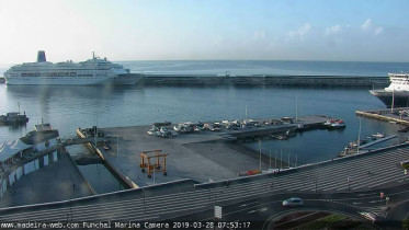 Immagine di anteprima della webcam Funchal - harbor