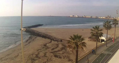 Preview webcam image Cádiz - Beach Santa María del Mar