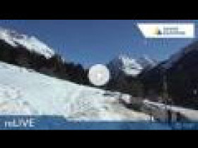 Preview webcam image Klosters - Monbiel Parkplatz