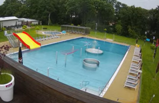 Immagine di anteprima della webcam Bojkovice swimming pool