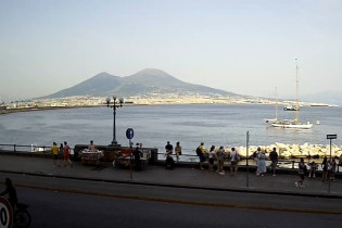 Immagine di anteprima della webcam Napoli - Vesuvio