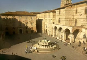 Image d'aperçu de la webcam Perugia - Piazza IV Novembre