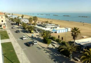 Immagine di anteprima della webcam the beach at Porto San Giorgio - Adriatic Sea