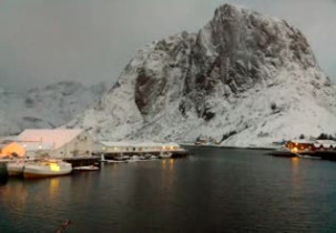 Preview webcam image Hamnøy - Eliassen Rorbuer