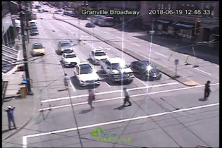 Preview webcam image Vancouver - Granville & Broadway - East