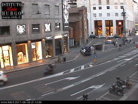 Náhledový obrázek webkamery Milano - náměstí San Babila