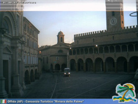 Immagine di anteprima della webcam Offida - Palazzo Comunale