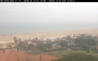 Immagine di anteprima della webcam Rimini - Beach at Hotel Plaza