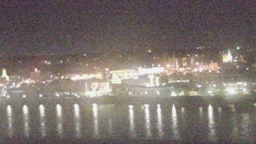 Preview webcam image East Dubuque - Riverview Terrace