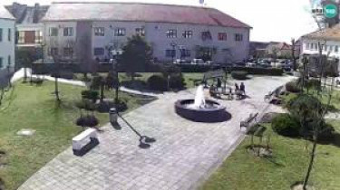 Preview webcam image Čazmanskog Kaptola Square