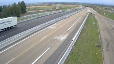 Image d'aperçu de la webcam Auxerre - A6