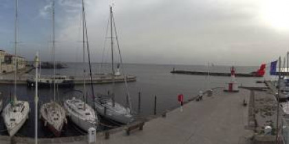 Preview webcam image Marseillan - harbor 2