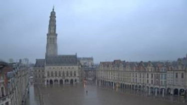 Image d'aperçu de la webcam Arras - Place des Héros