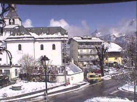 Image d'aperçu de la webcam Cordon - church L'Église baroque